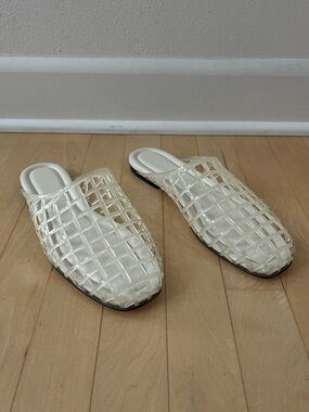 VINCE BARCELONA JELLY SANDAL